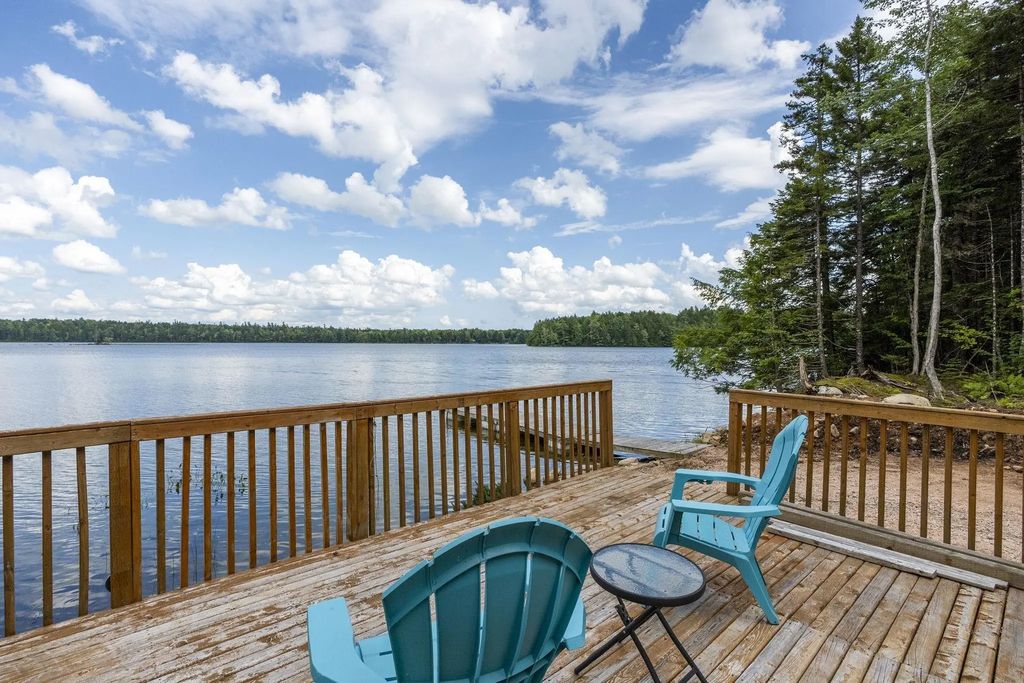 375 Eagle Rock Drive, Franey Corner