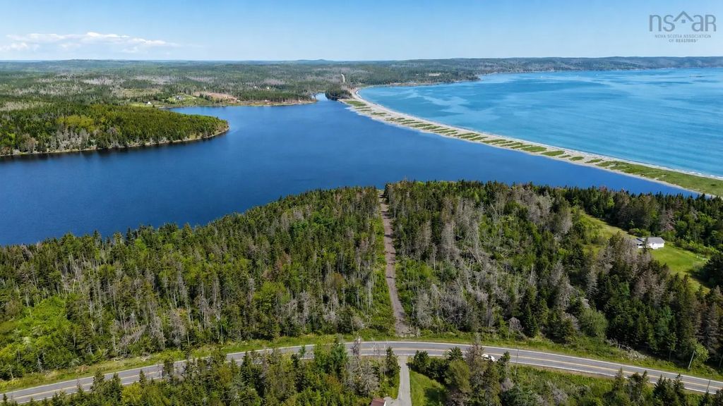 Lot No 327 Highway, Gabarus