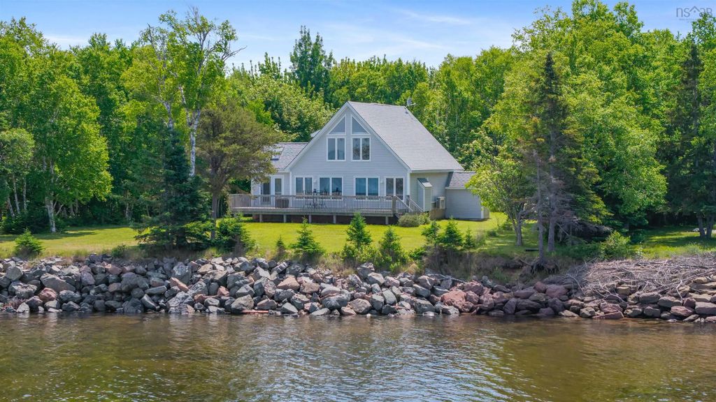 31 Birch Lane, Tidnish Cross Roads