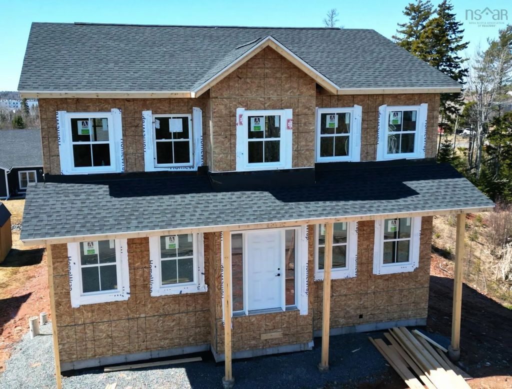 204 Curtis Drive, Truro