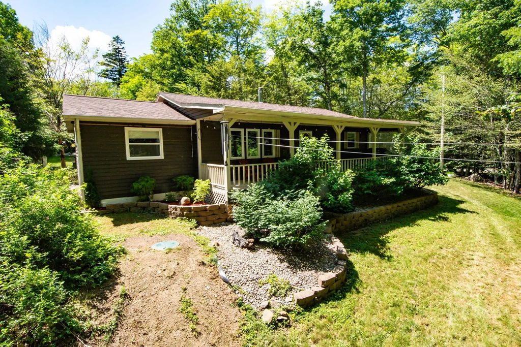 642 High Landing Road, Parkdale