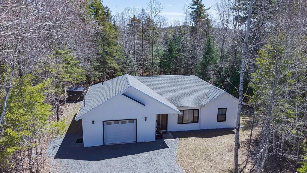 220 Feeners Corner Road, West Northfield