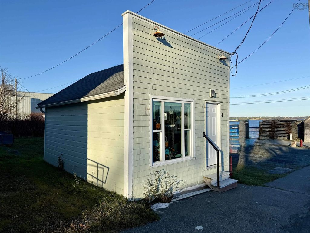 4 Beech Street Street, Lockeport