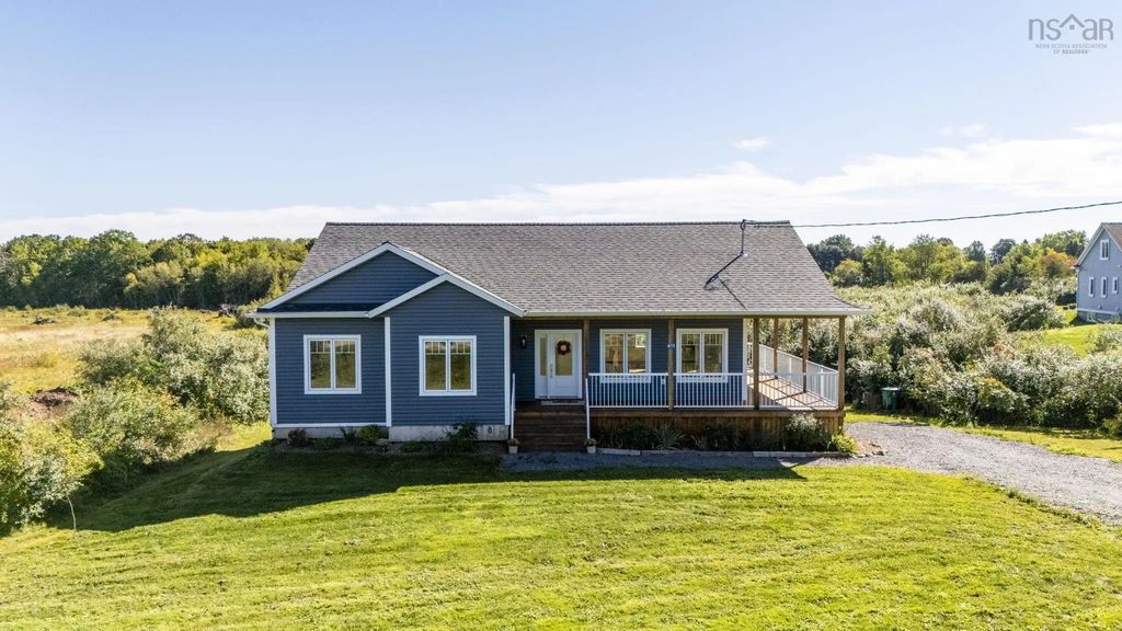411 Falmouth Dyke Road Road, Falmouth