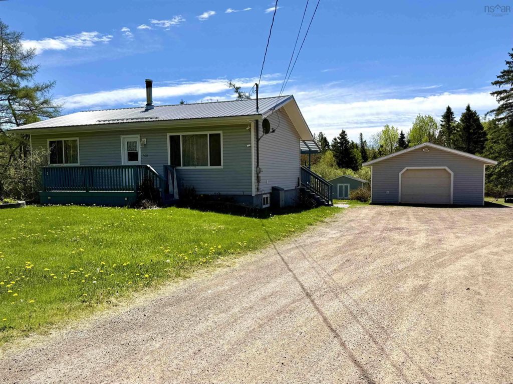 500 242 Highway, River Hebert