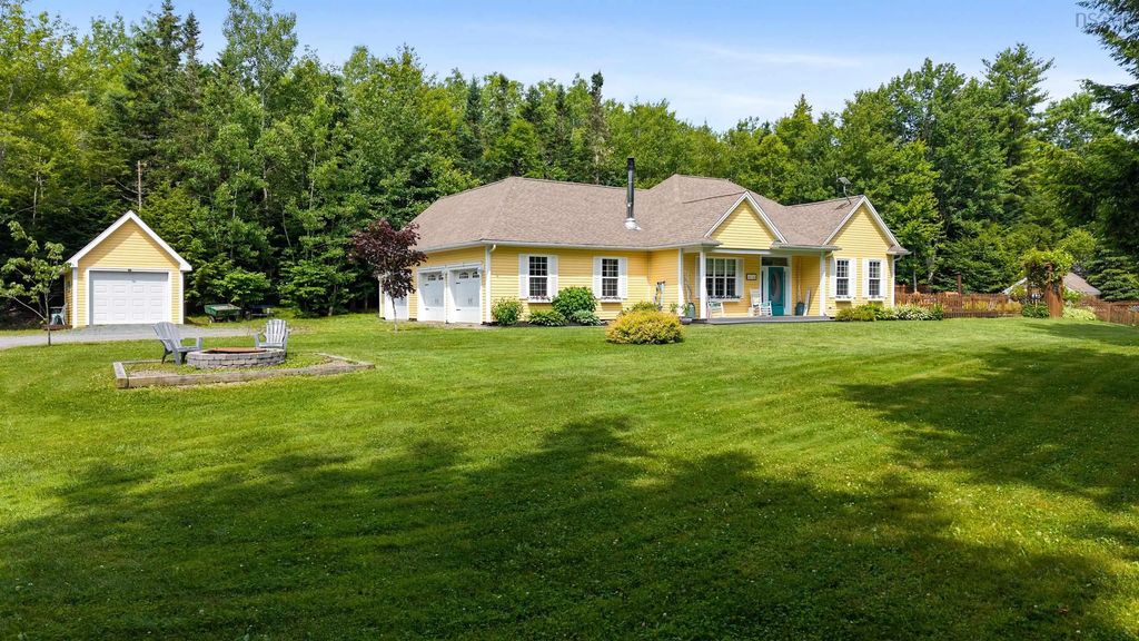 788 Stewiacke River Park Road, MacKay Siding