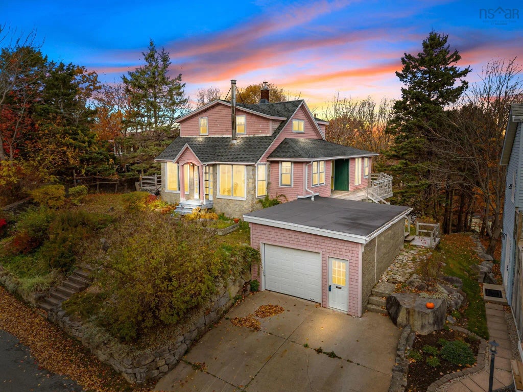 17 Idlewylde Road, Halifax