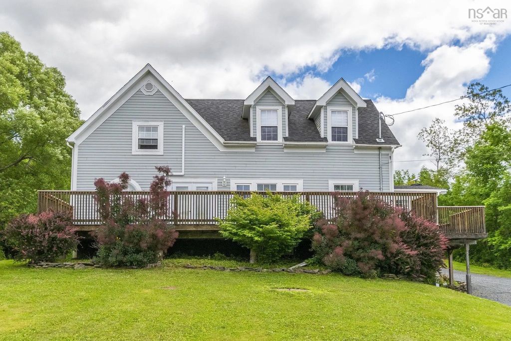 1006 Middle River Road, Rocklin