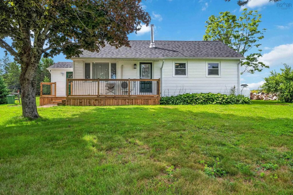 4580 West Dalhousie Road, West Dalhousie