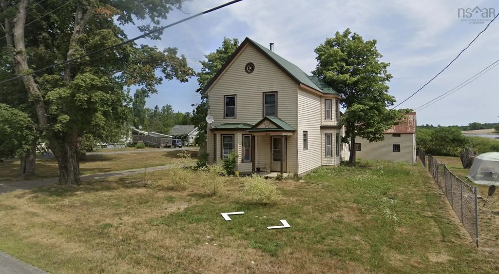1866 Hibernia Road, Caledonia