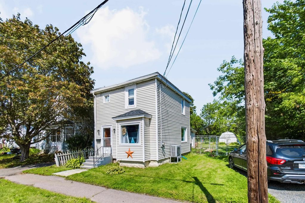 8 Lusby Street, Amherst