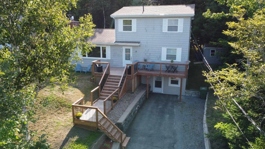 18 Martin Lake Drive, Lake Echo