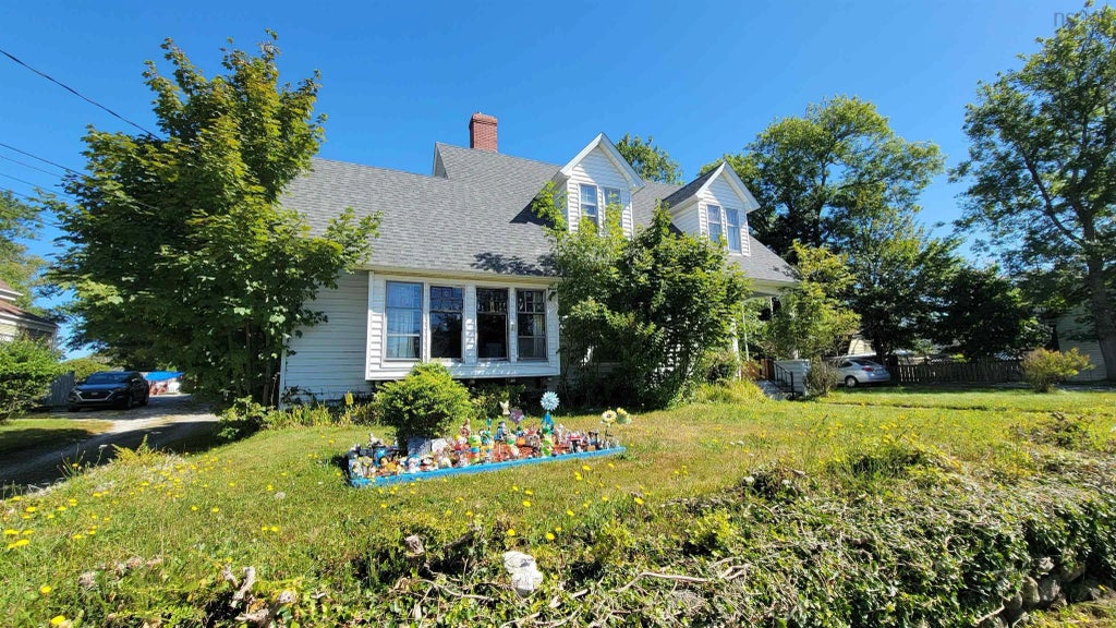 18 Parade Street, Yarmouth