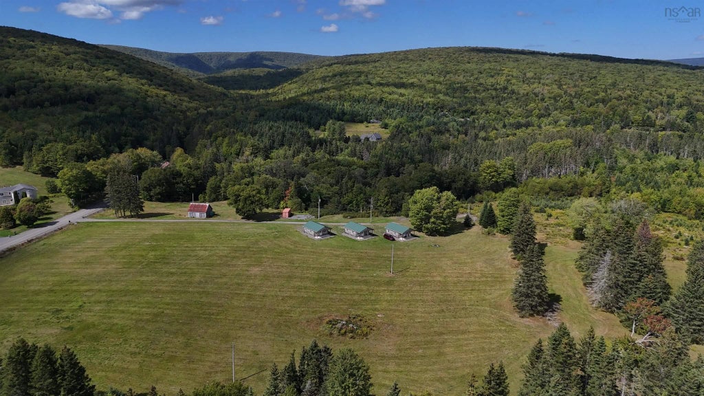 1047 West Side Middle River Road, Middle River