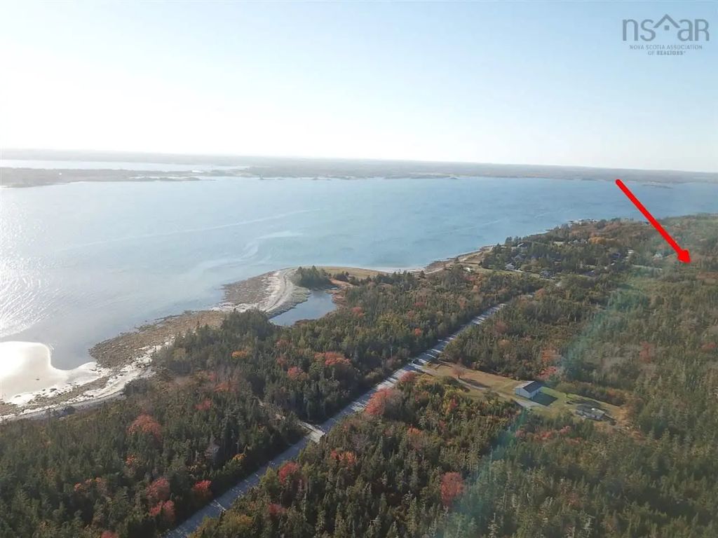 Lot Shore Road, North East Harbour