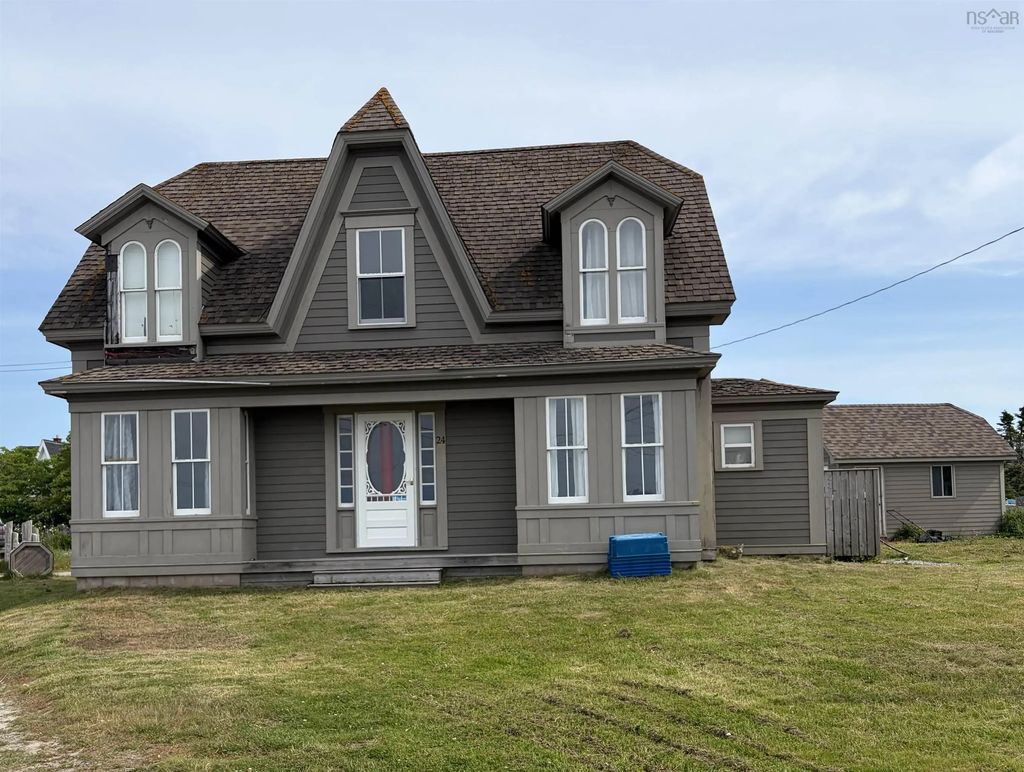24 School Street, Clark's Harbour