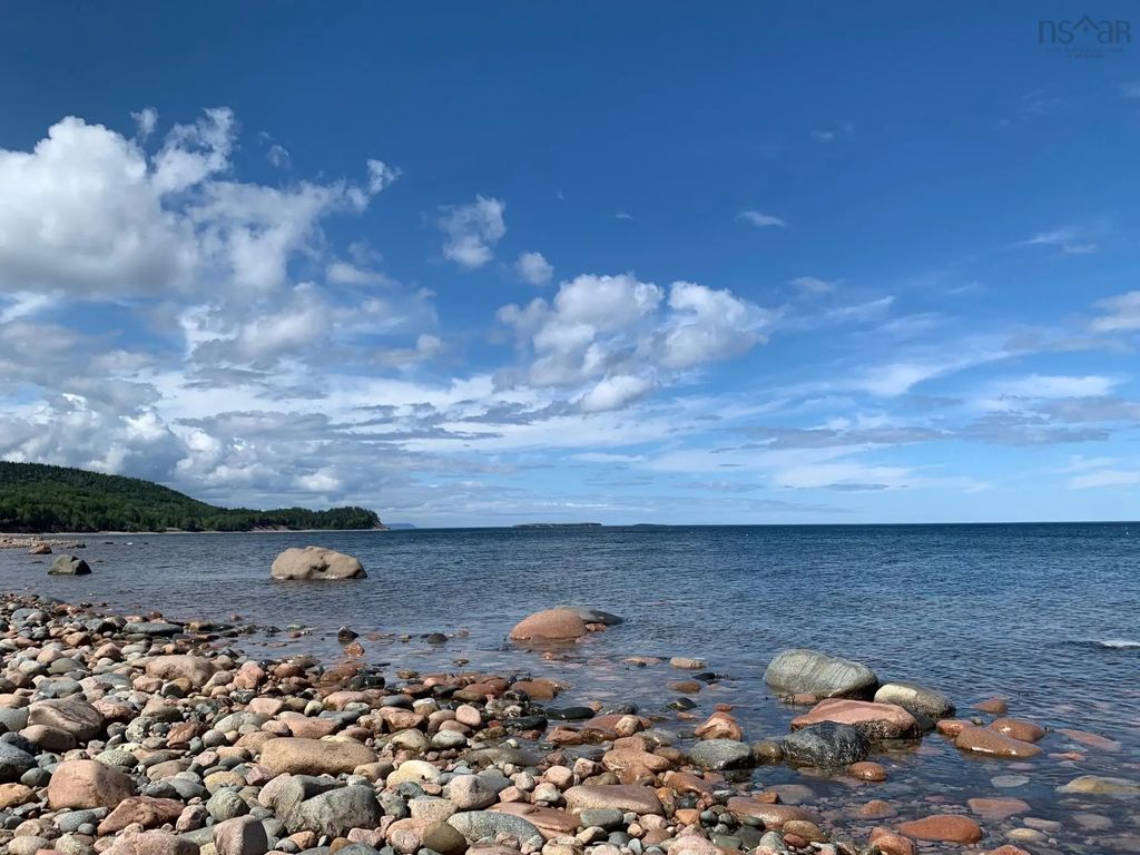 2058 New Campbellton Road, Cape Dauphin