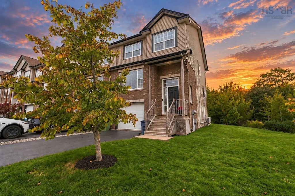 54 Morningfield Lane, Dartmouth