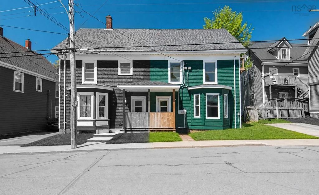 130 Gray Street, Windsor