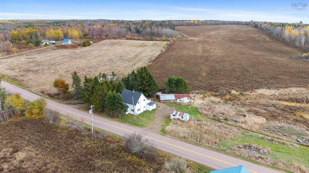 5030 Boars Back Road, River Hebert