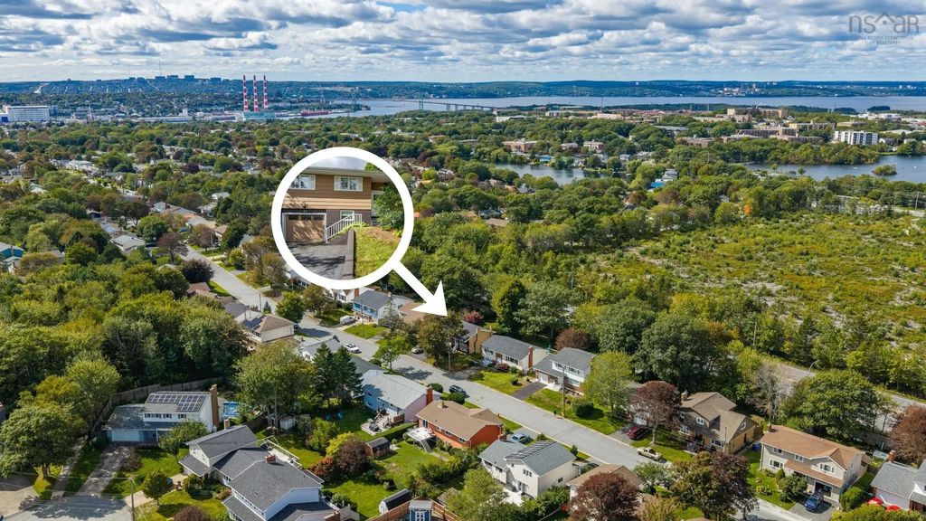 47 Kingston Crescent, Dartmouth
