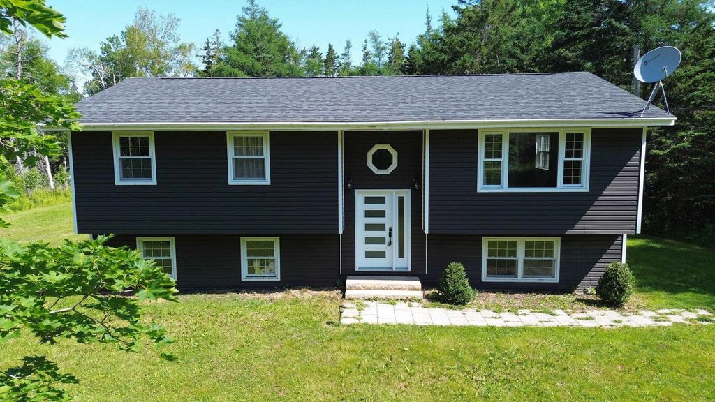 9 Old Rocky Ridge, Port Hood
