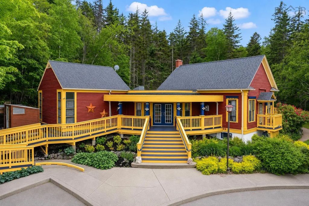 8077 East Bay Highway, Big Pond
