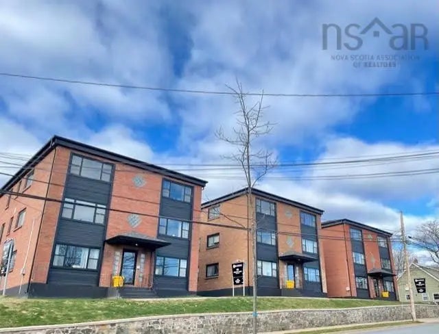 88, 90, 90a Windmill Road, Dartmouth