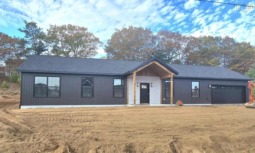 16 Cynthia Drive, Kingston