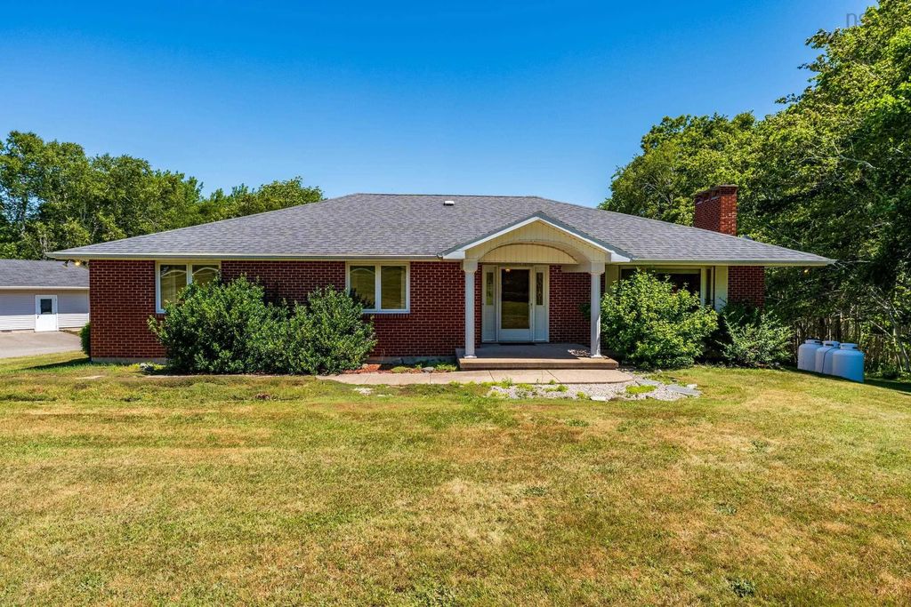 1729 Riverside Road, St. Bernard