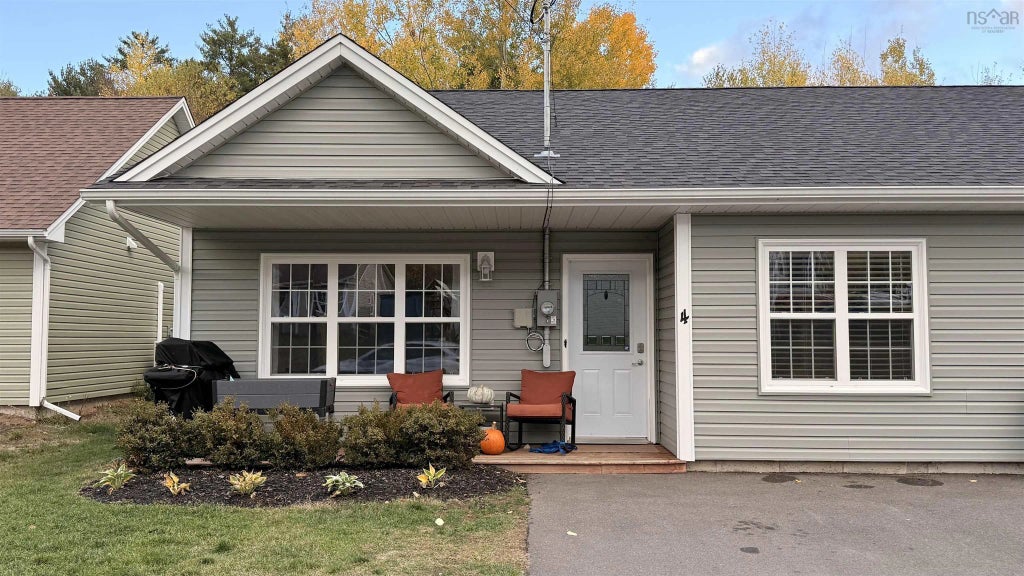 4 Jenifer Court, New Minas