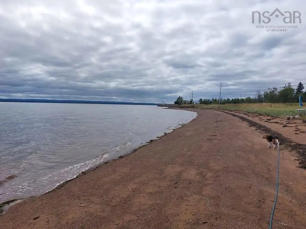 Malagash Road, Malagash