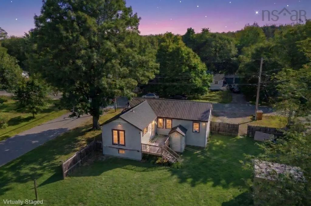 1119 Neily Crescent, Kingston