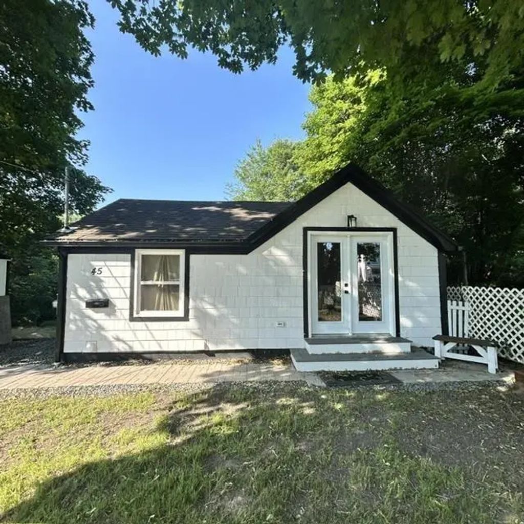 45 St. Phillips Street, Bridgewater