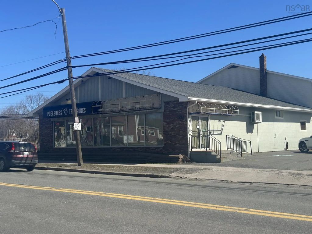 B 526 East River Road E, New Glasgow