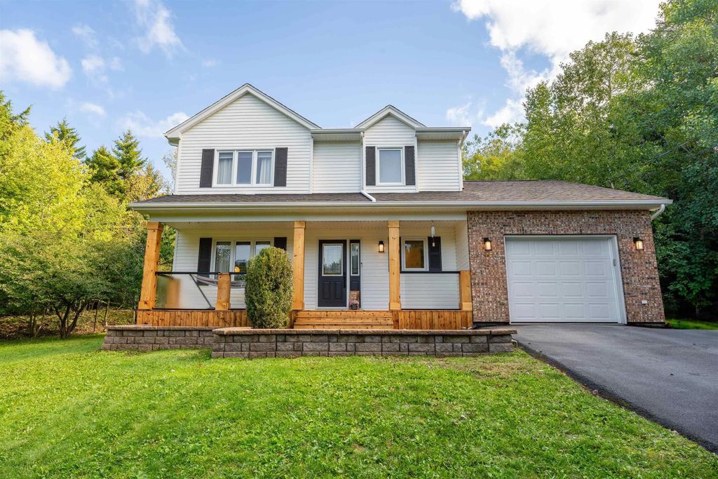 90 Ingram Drive, Fall River