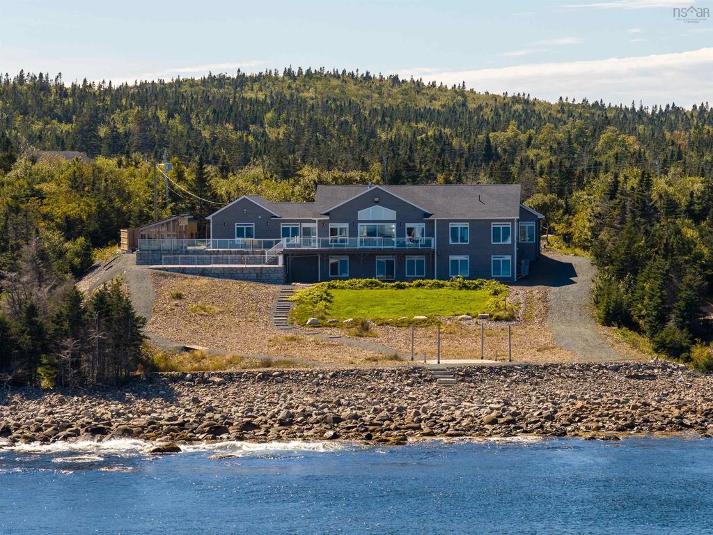 458 Ketch Harbour Road, Bear Cove