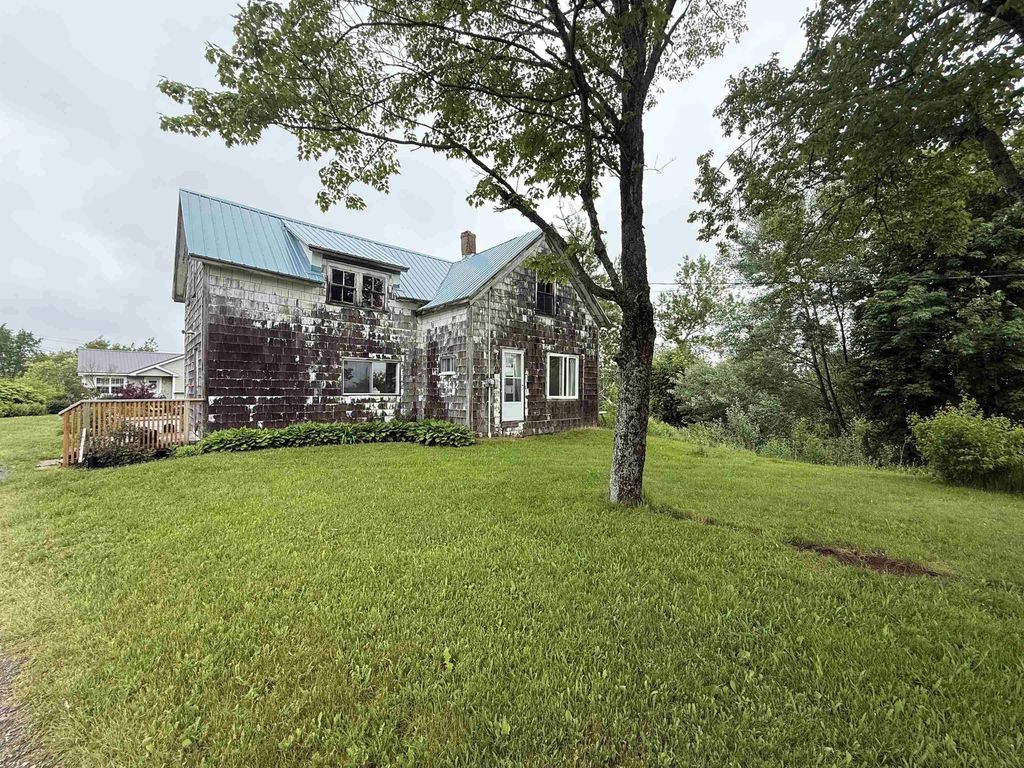 7999 Highway 14, Hardwood Lands