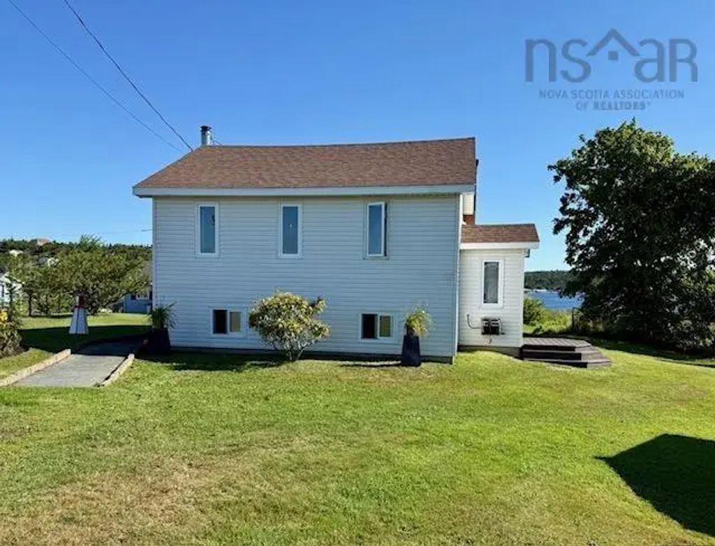17 Demers Road, Terence Bay