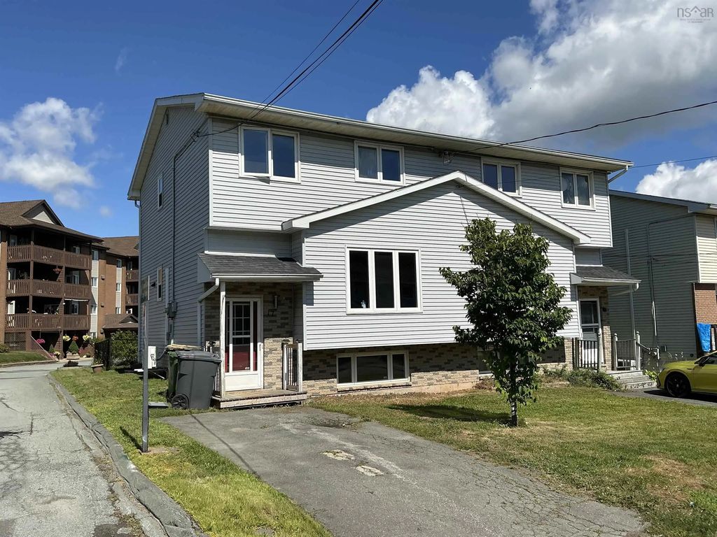17 Oakwood, Dartmouth