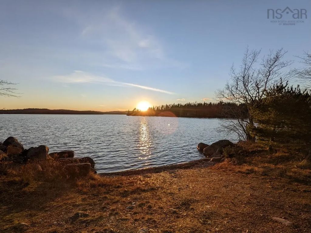 1a 170 Paces Lake Drive, Musquodoboit Harbour