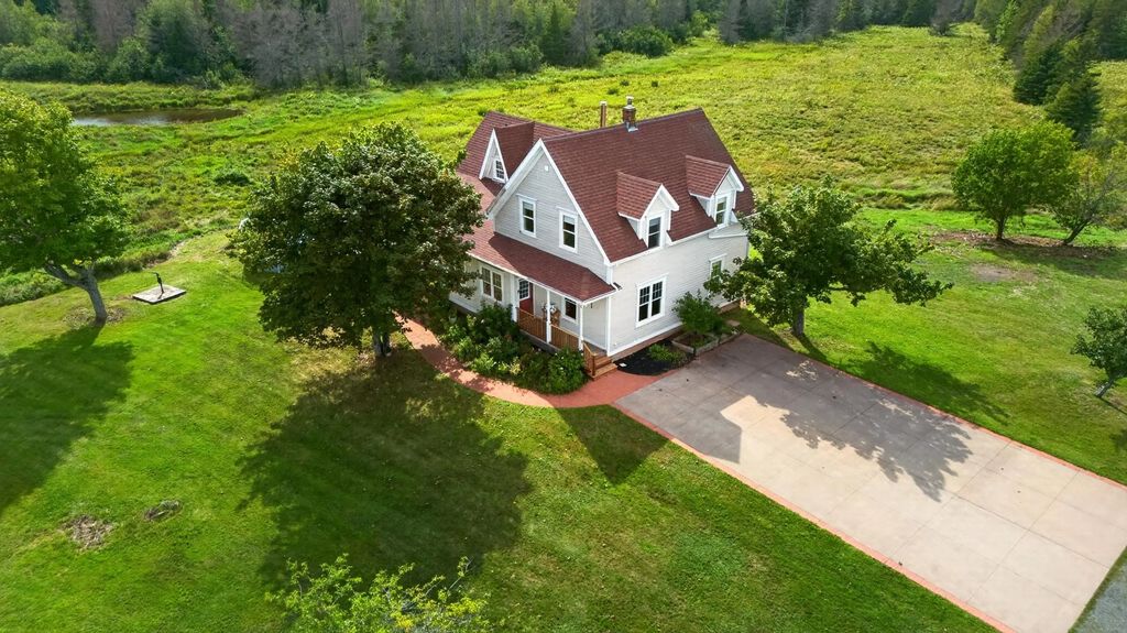 103 Maple Avenue, Tatamagouche