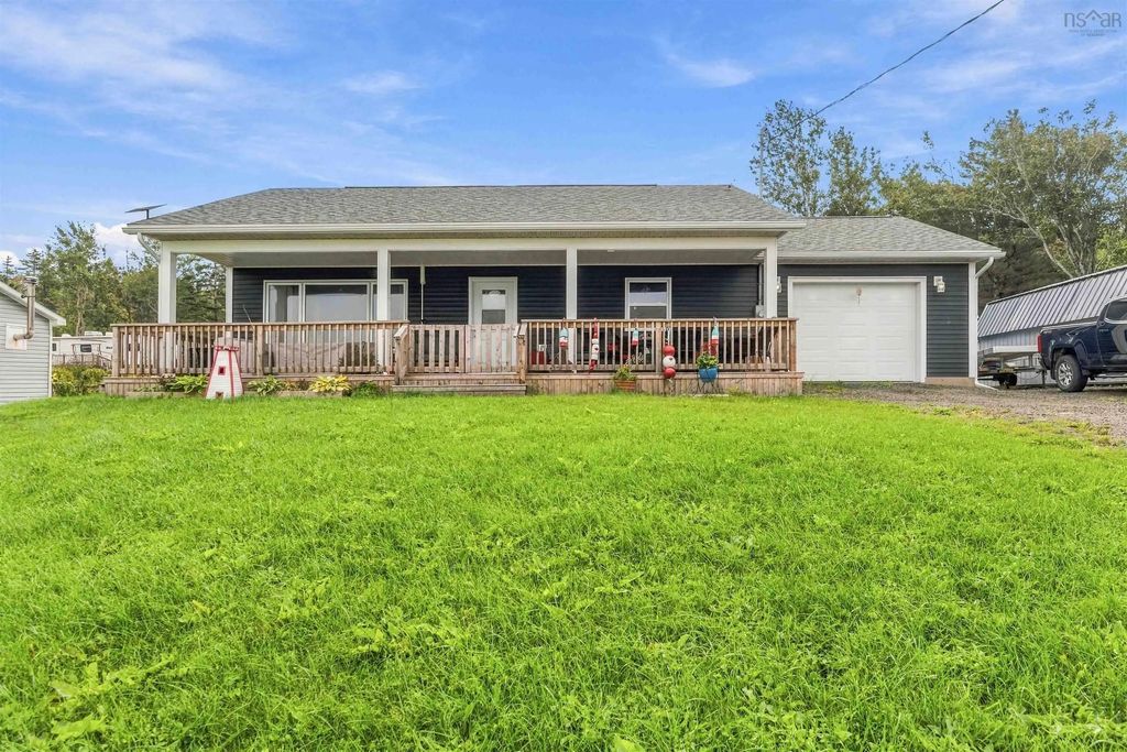 12044 Shore Road E, Cottage Cove