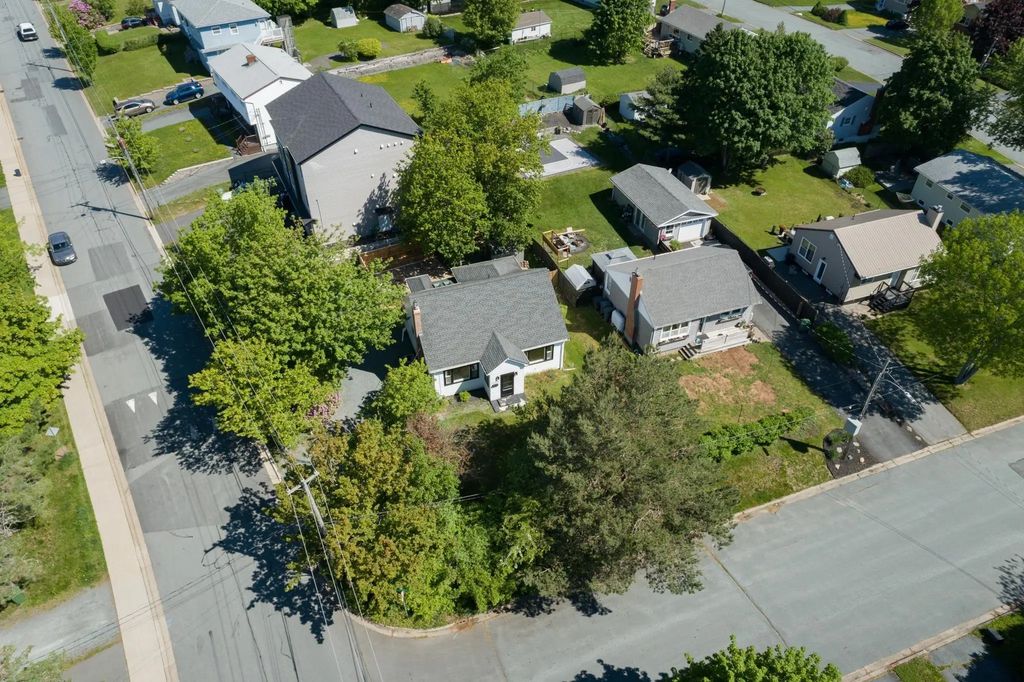 3 Scotsburn Avenue, Dartmouth