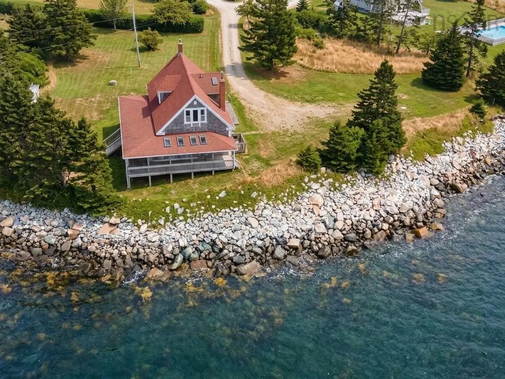 3761 Highway 3, Lower Argyle