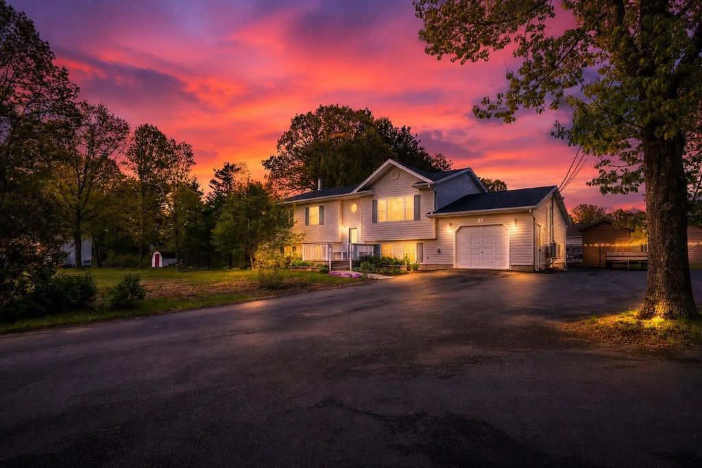 23 Valley Road, Wilmot