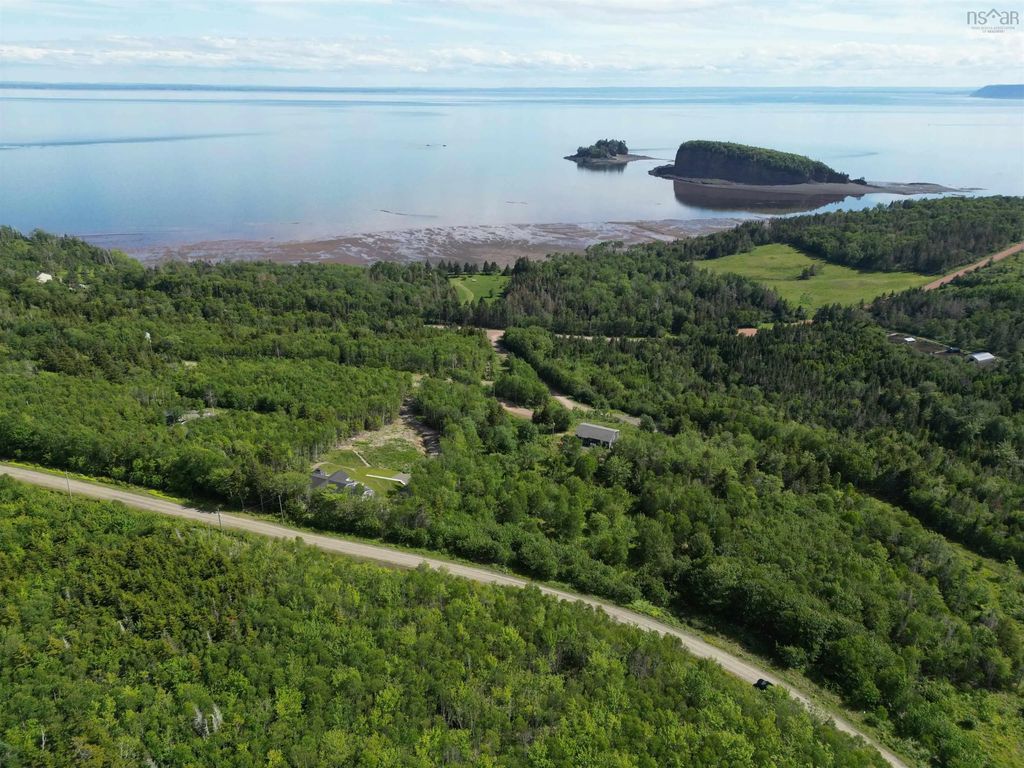 41 Rockcliffe Drive, Two Islands