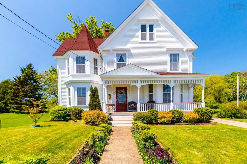 5287 Granville Road, Granville Ferry