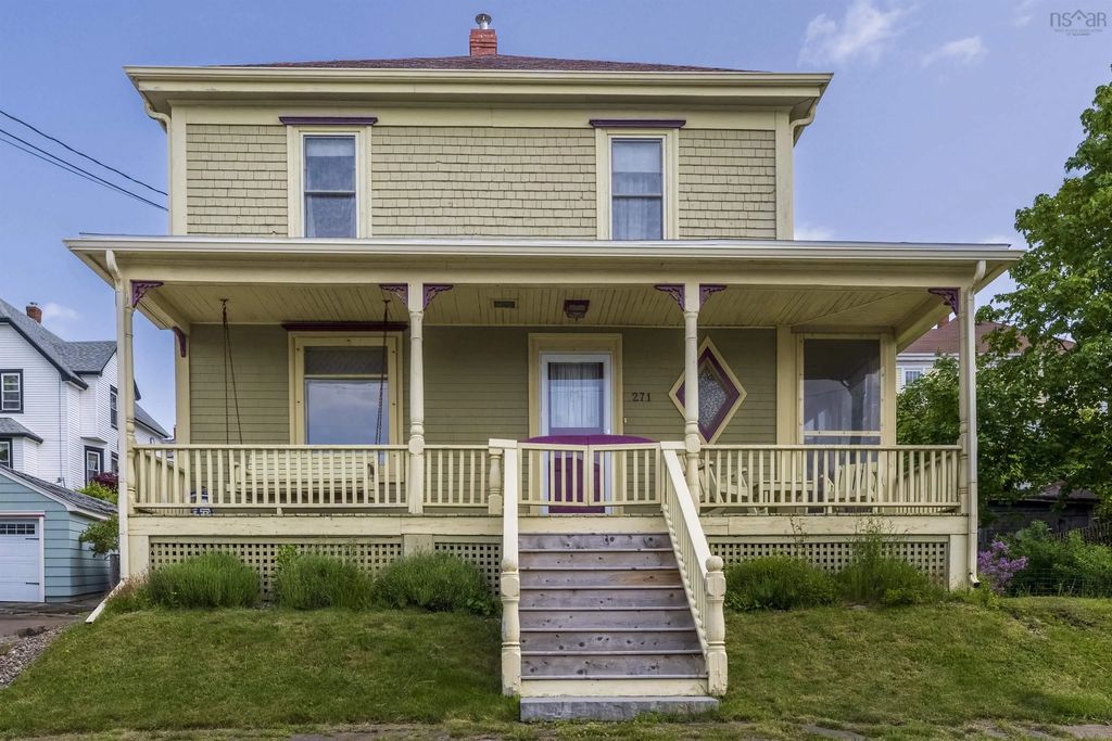 271 Montague Street, Lunenburg