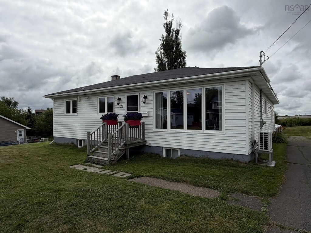 23 Marie Street, Stellarton